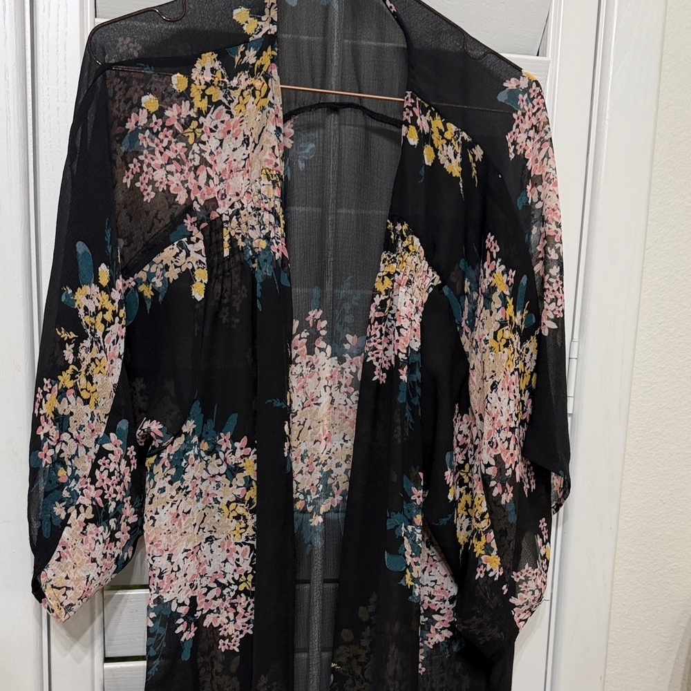 Maurices black floral long kimono swimsuit cover-up duster - Picture 8 of 10